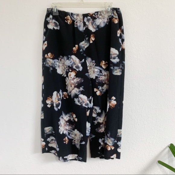 Vince Peony Print Silk Pull on Culottes L - Picture 9 of 9
